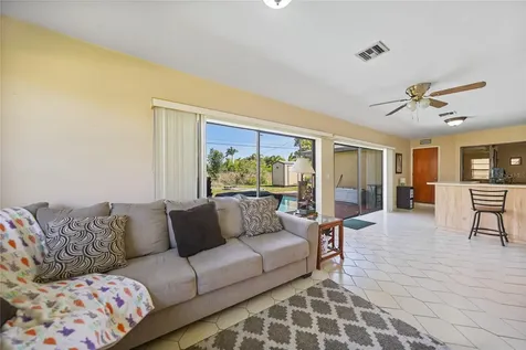 1419 SE 22nd Street Cape Coral FL 33990
