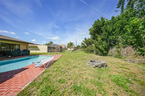1419 SE 22nd Street Cape Coral FL 33990