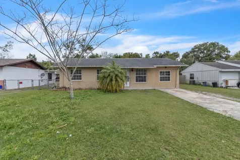 2021 William Clark Avenue Sanford FL 32771