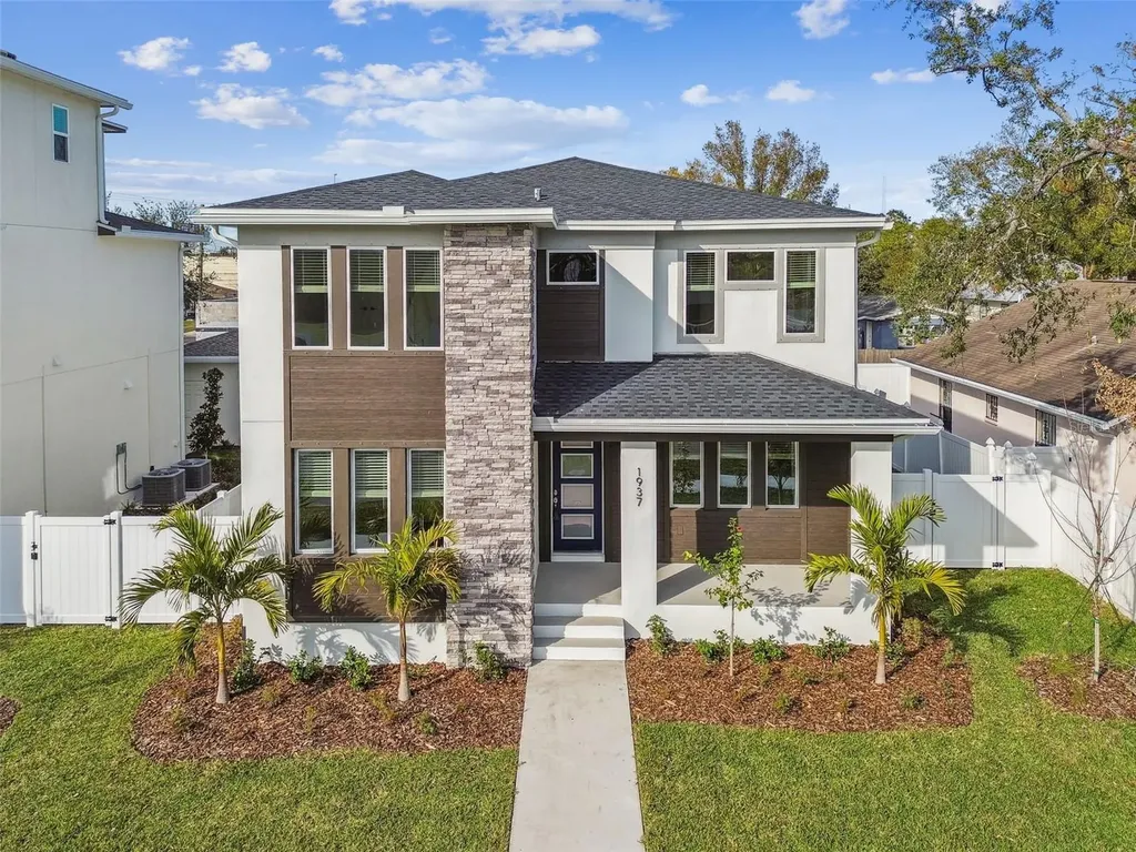 1937 W Arch Street Tampa FL 33607
