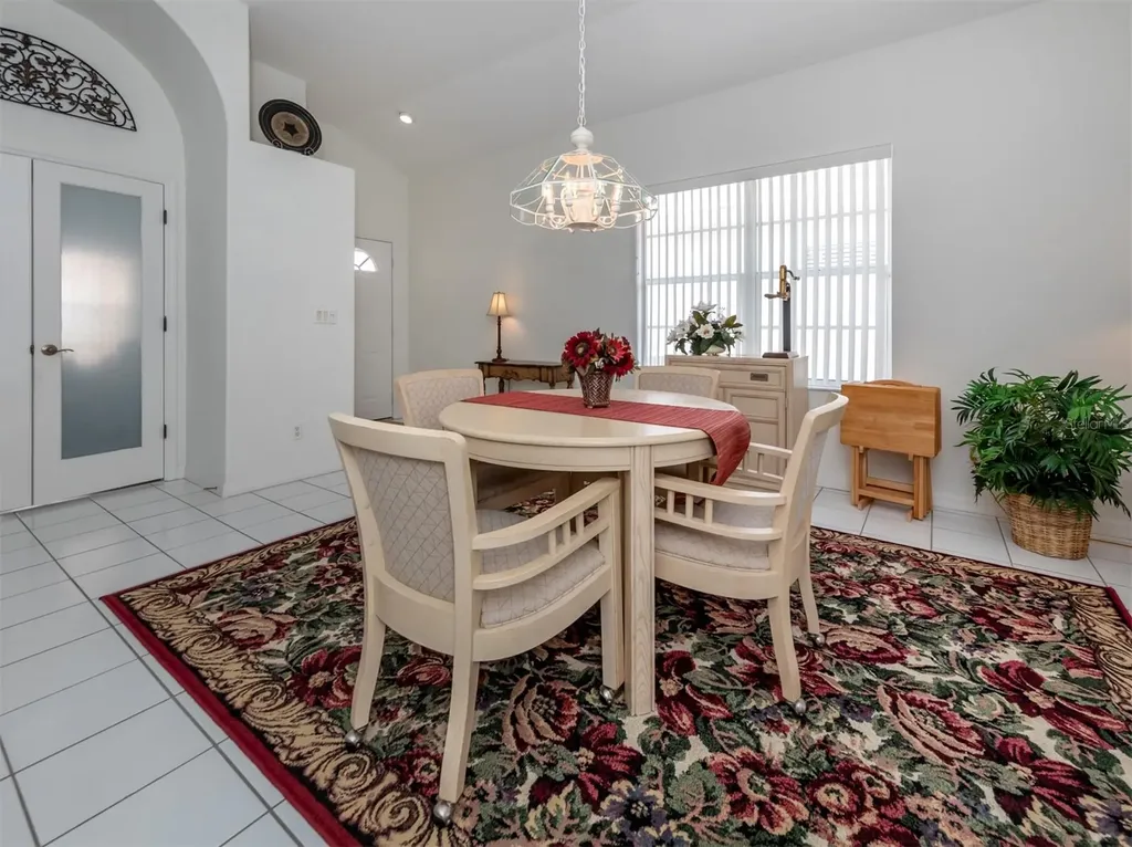 1202 Berkshire Circle Venice FL 34292