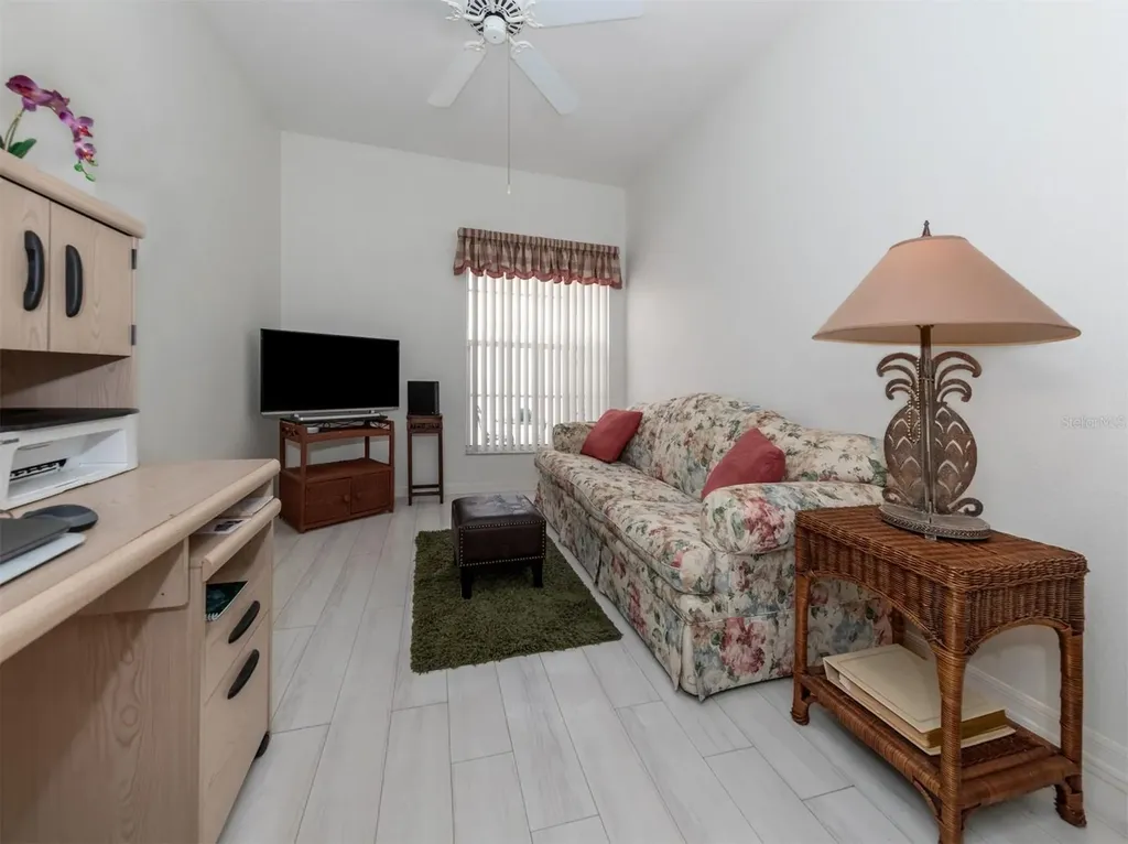 1202 Berkshire Circle Venice FL 34292
