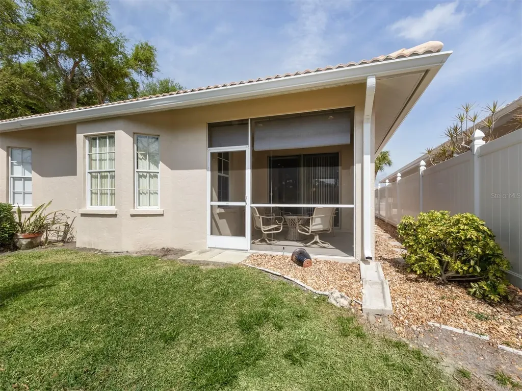 1202 Berkshire Circle Venice FL 34292