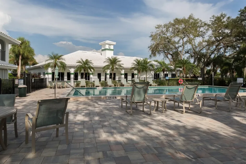 1202 Berkshire Circle Venice FL 34292