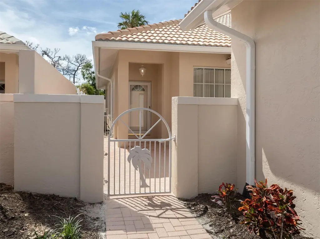1202 Berkshire Circle Venice FL 34292