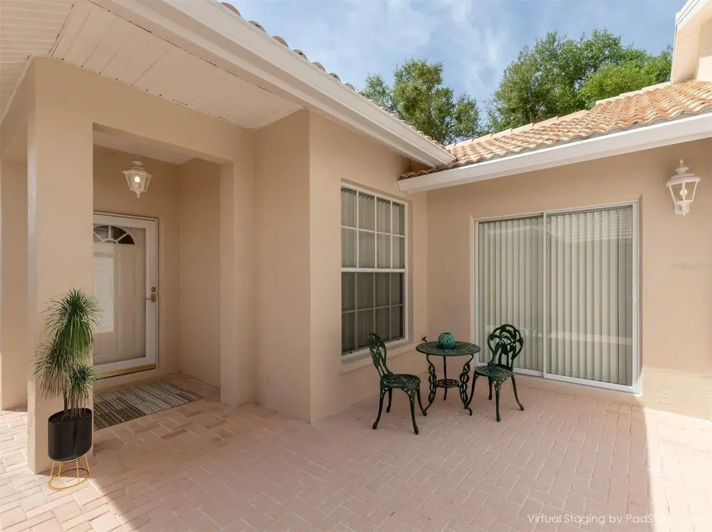1202 Berkshire Circle Venice FL 34292