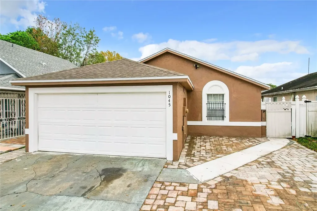 1045 Inkberry Court Orlando FL 32811