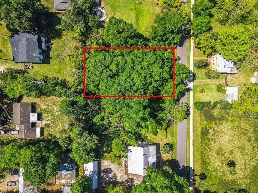 Garden Street Lake Helen FL 32744