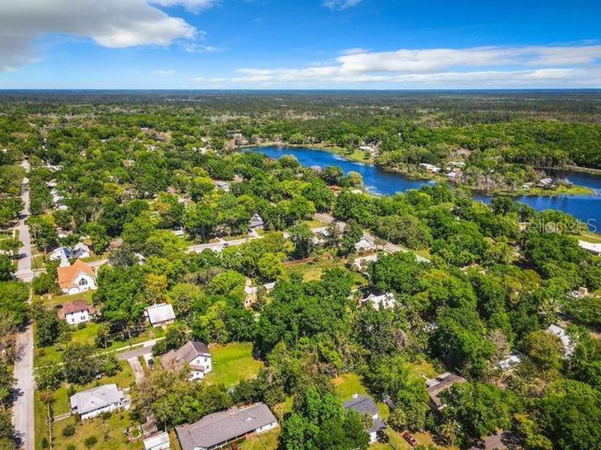 Garden Street Lake Helen FL 32744
