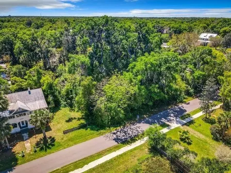 Garden Street Lake Helen FL 32744