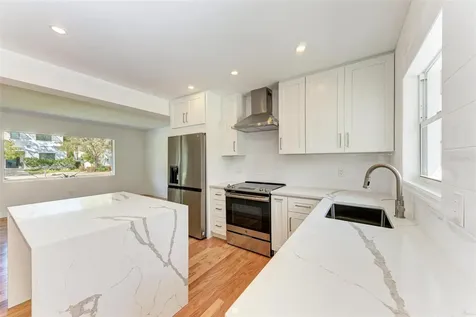 2302 Hyde Park Street Sarasota FL 34239