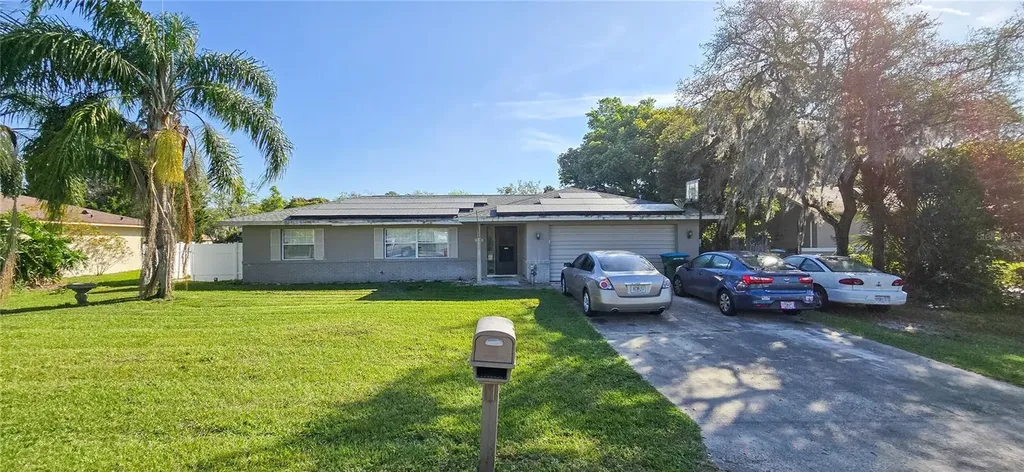 815 Quincy Avenue Deltona FL 32725