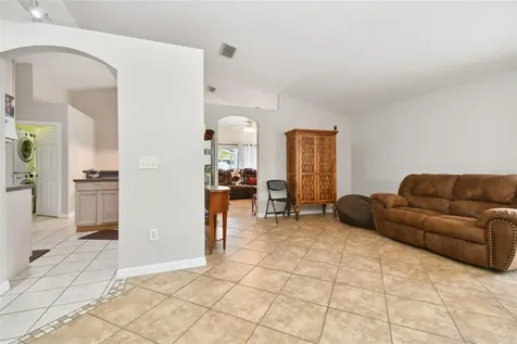 480 Farmingham Court Oviedo FL 32765