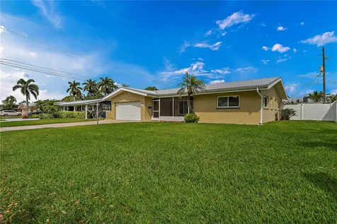 4147 52nd Avenue S St Petersburg FL 33711