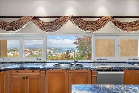 10 Ridgetop Humacao PR 00791
