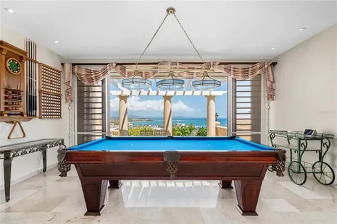 10 Ridgetop Humacao PR 00791