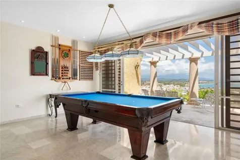 10 Ridgetop Humacao PR 00791