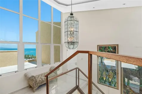 10 Ridgetop Humacao PR 00791