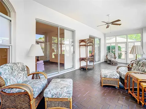 2610 Hollington Oaks Place Brandon FL 33511