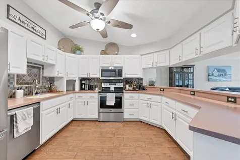 7405 Hart Street Englewood FL 34224