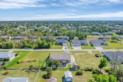 7405 Hart Street Englewood FL 34224