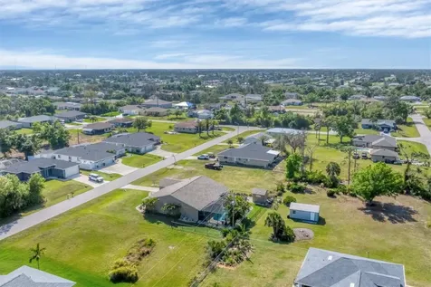 7405 Hart Street Englewood FL 34224