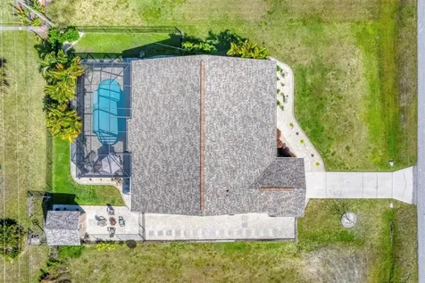 7405 Hart Street Englewood FL 34224