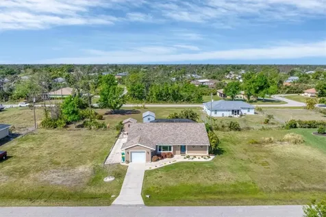 7405 Hart Street Englewood FL 34224