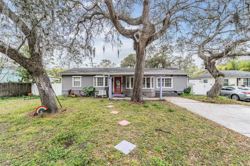 514 W Juneau Street Tampa FL 33604