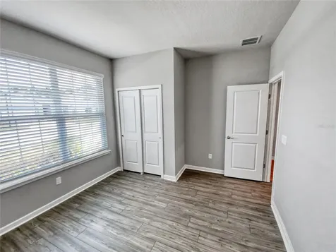 5421 Log Grove Lane Orlando FL 32829
