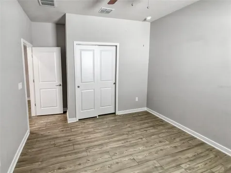 5421 Log Grove Lane Orlando FL 32829