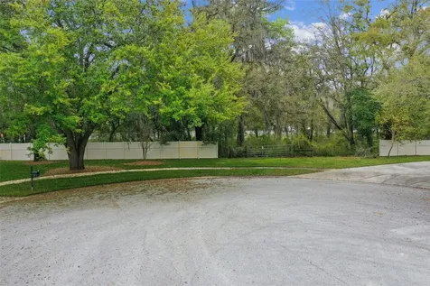 Mccrea Drive Lutz FL 33549