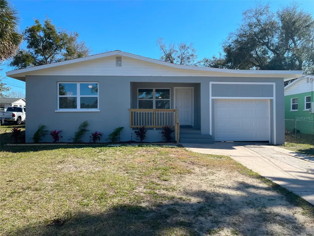 1301 Ginsberg Drive Daytona Beach FL 32114