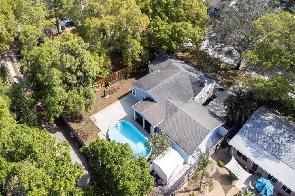1119 Hull Street S Gulfport FL 33707