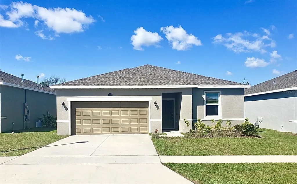 3384 Curlew Avenue Leesburg FL 34748