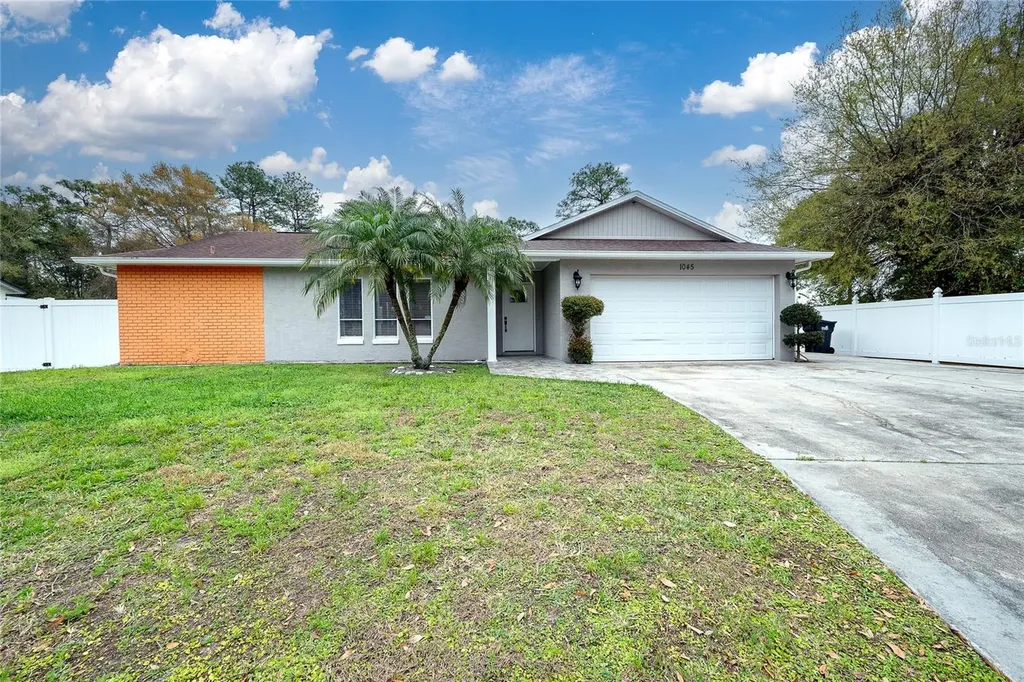 1045 Mosshart Lane Orlando FL 32825