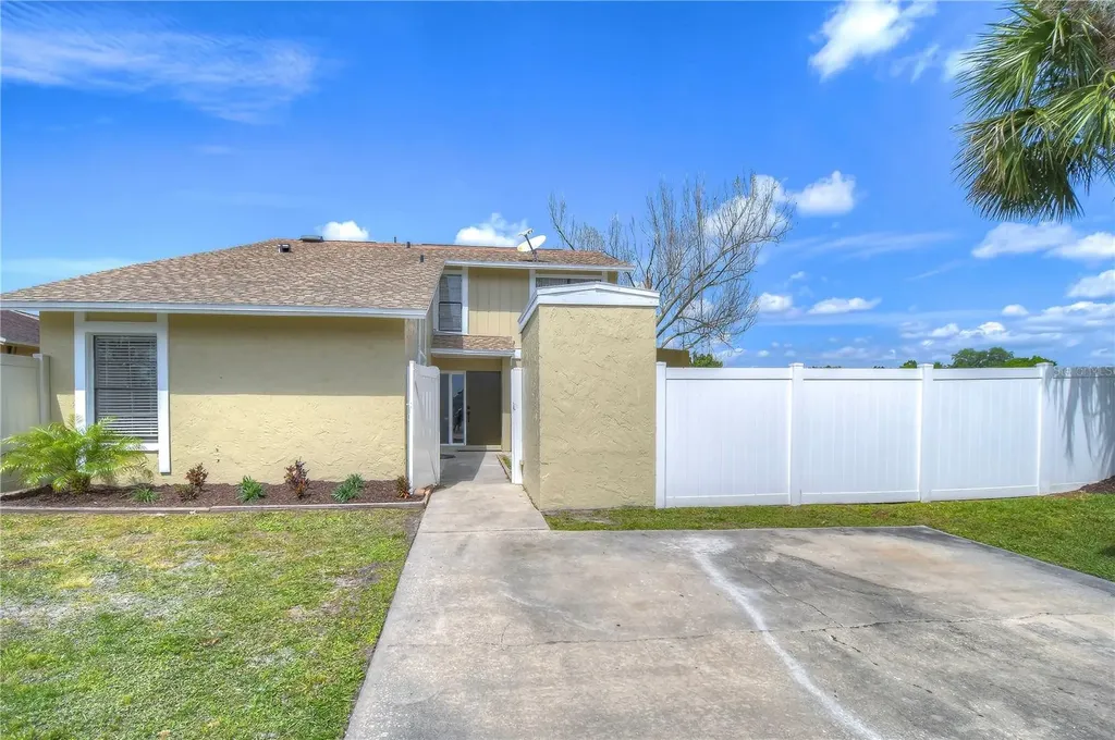 10706 Glen Ellen Drive Tampa FL 33624