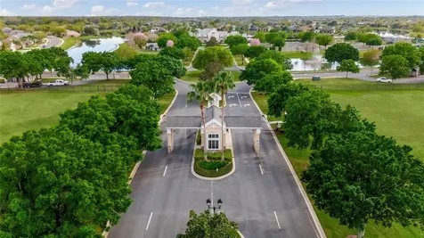 3037 Plymouth Rock Circle Mount Dora FL 32757