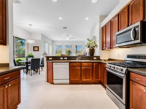 3037 Plymouth Rock Circle Mount Dora FL 32757