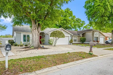 219 Belfort Place Valrico FL 33594