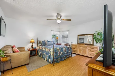 219 Belfort Place Valrico FL 33594