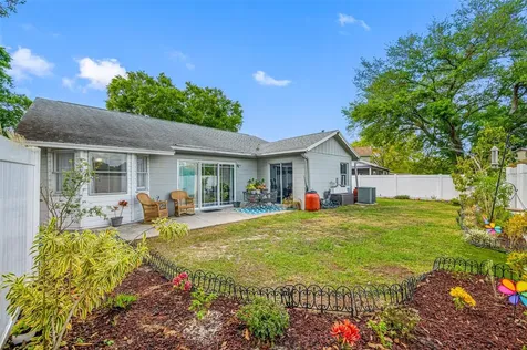 219 Belfort Place Valrico FL 33594