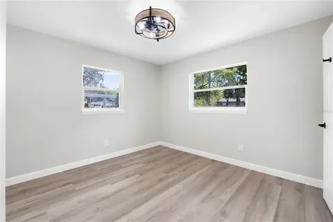 5013 Cassatt Avenue Orlando FL 32808