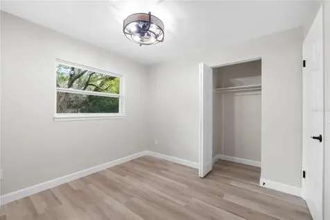 5013 Cassatt Avenue Orlando FL 32808