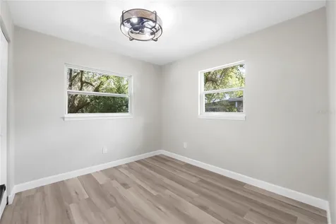 5013 Cassatt Avenue Orlando FL 32808