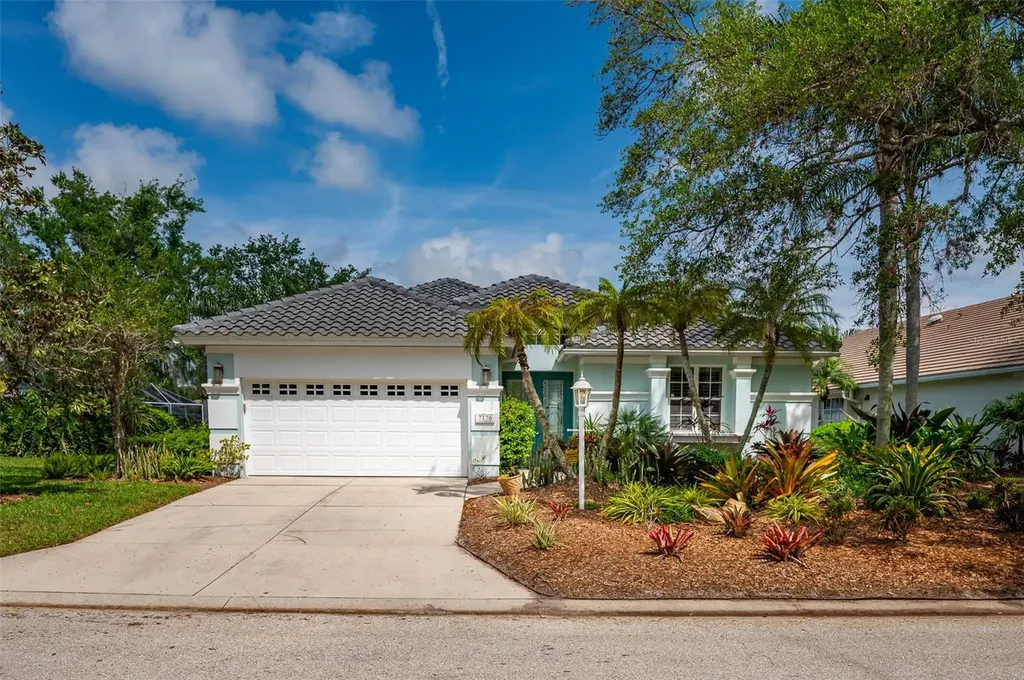 7176 Victoria Circle University Park FL 34201