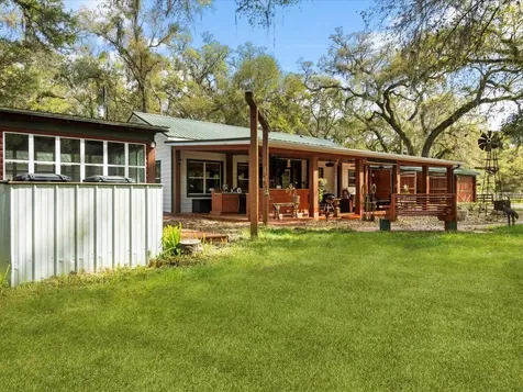 10820 SW 31st Way Webster FL 33597