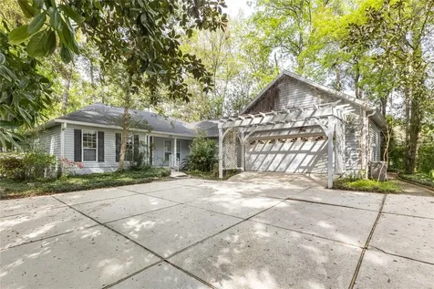 1039 NW 41st Drive Gainesville FL 32605