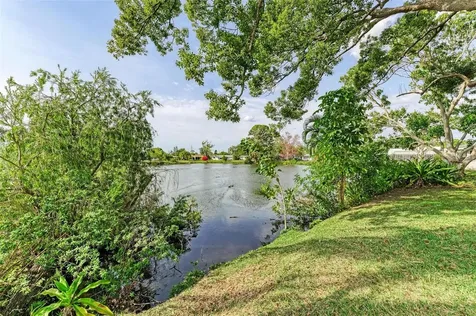 4604 Maceachen Boulevard Sarasota FL 34233