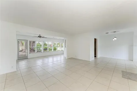 4604 Maceachen Boulevard Sarasota FL 34233